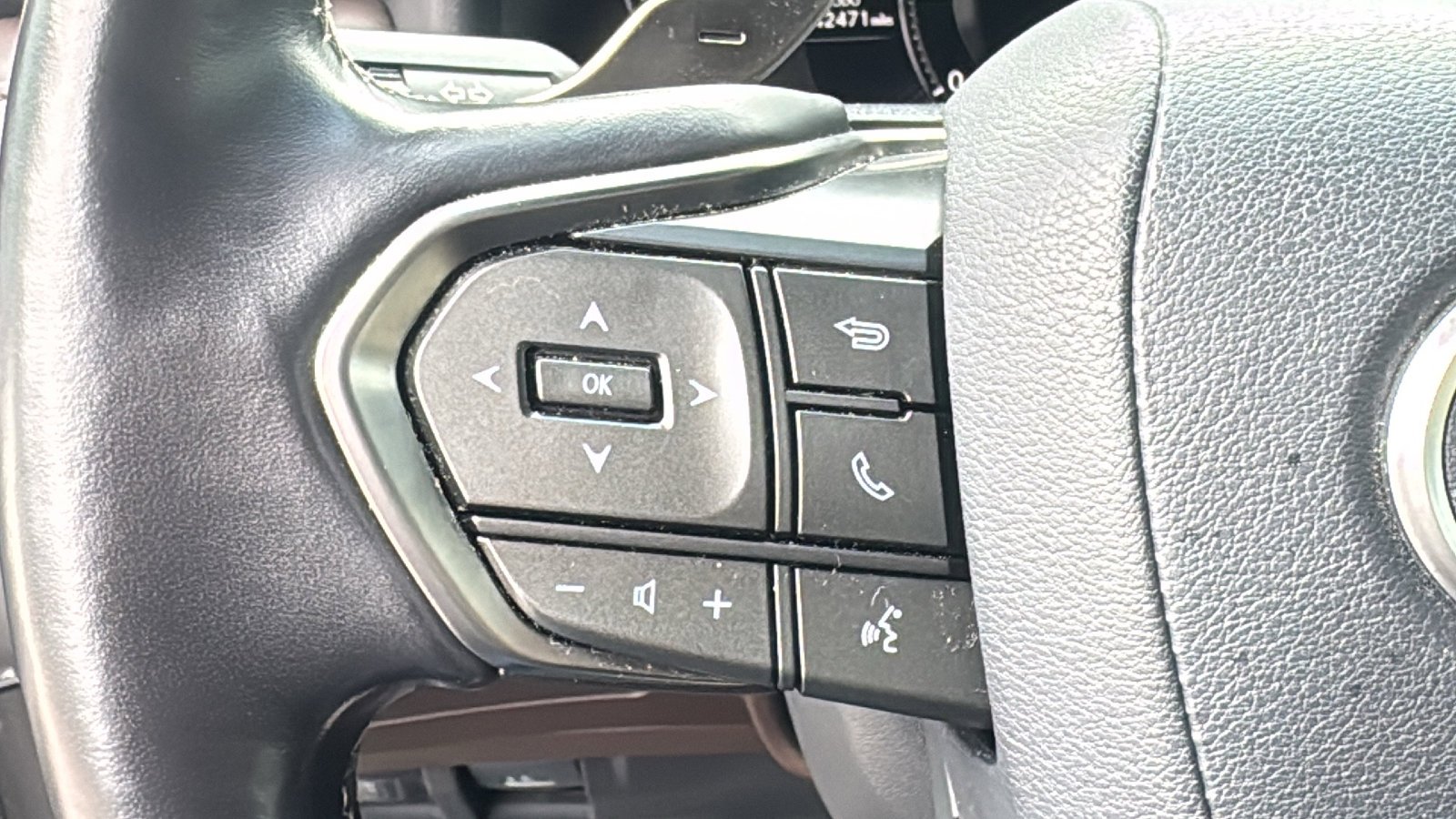 Certified Used 2024 Manganese Luster Lexus LX 600 Luxury image 22