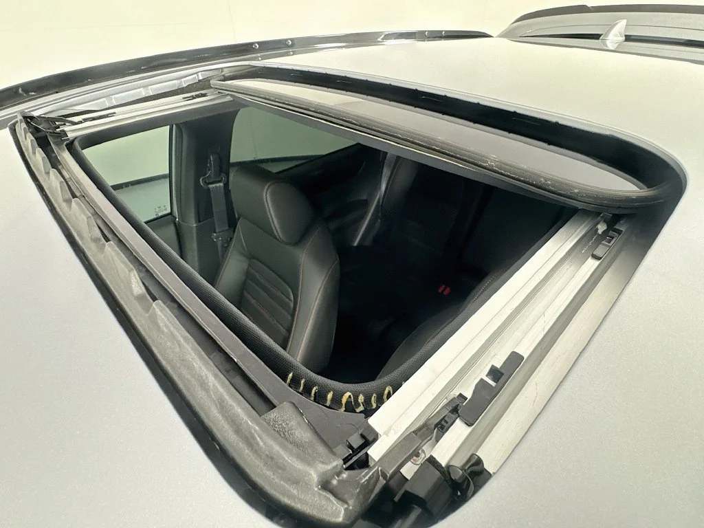 New 2026 Solar Silver Metallic Honda Sport Touring image 30