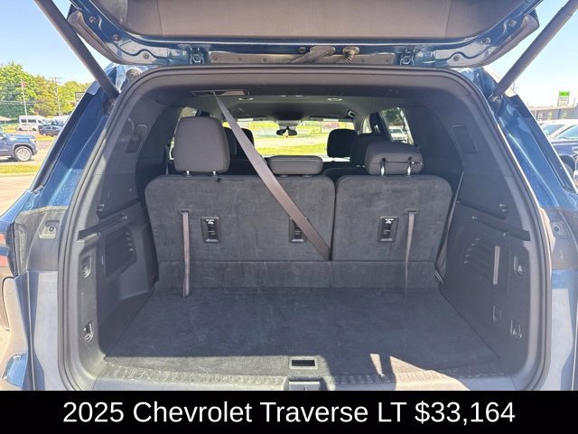 Used 2025 Lakeshore Blue Chevrolet LT image 29