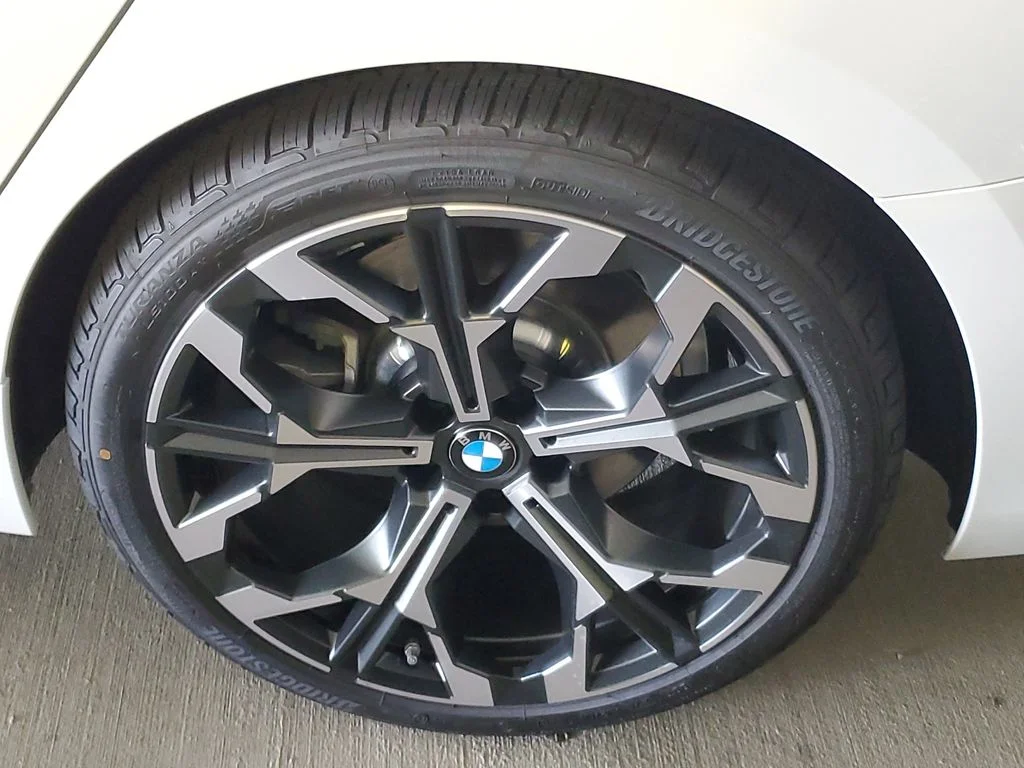 New 2026 Alpine White BMW 330i image 5