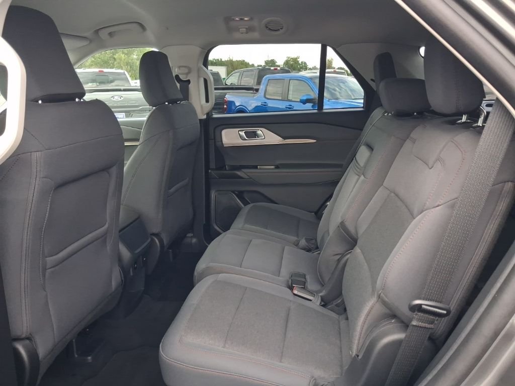 Used 2025 Gray Metallic Ford Active image 13