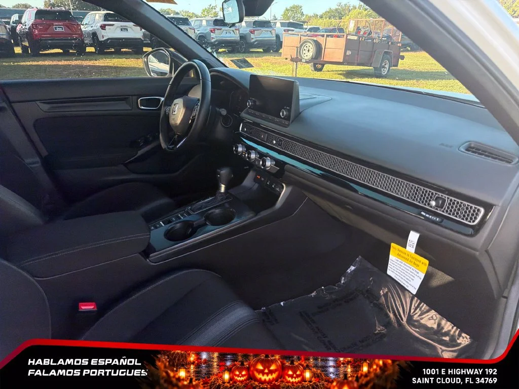 Used 2025  Honda Sport image 31