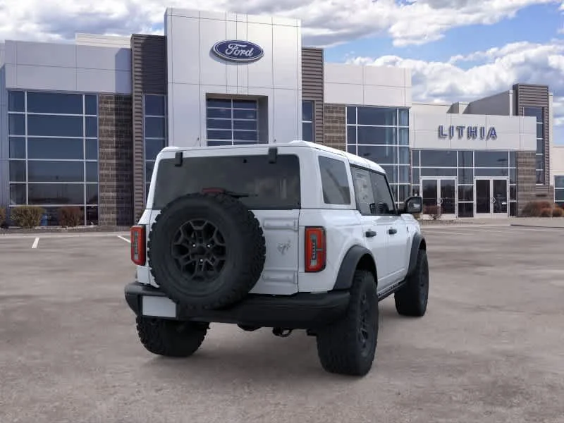 New 2026 Oxford White Ford Badlands® image 8