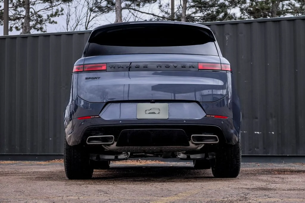 New 2026 Varesine Blue Land Rover Dynamic SE image 7