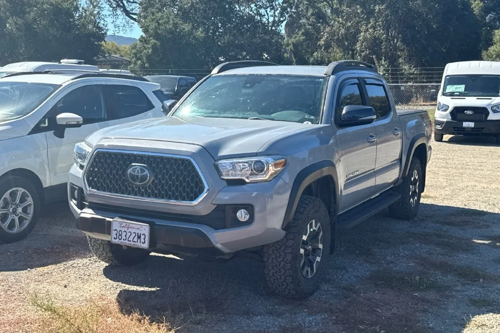 Used 2019  Toyota TRD Off-Road image 2