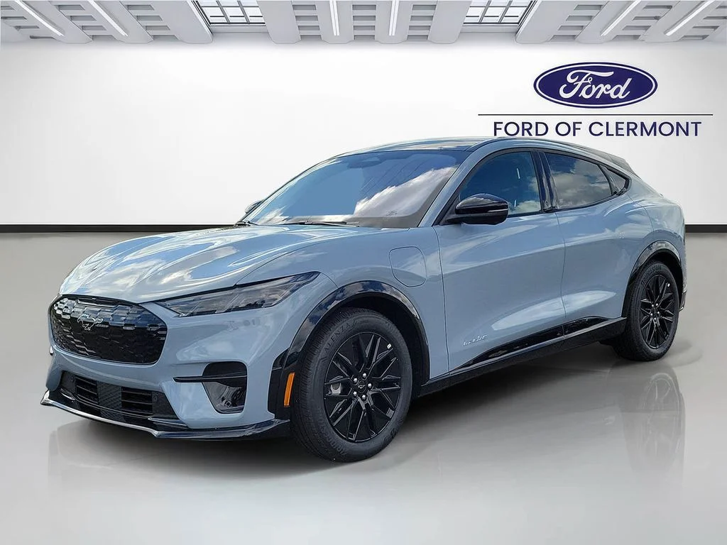 New 2026 Glacier Gray Metallic Tri-coat Ford Premium image 2