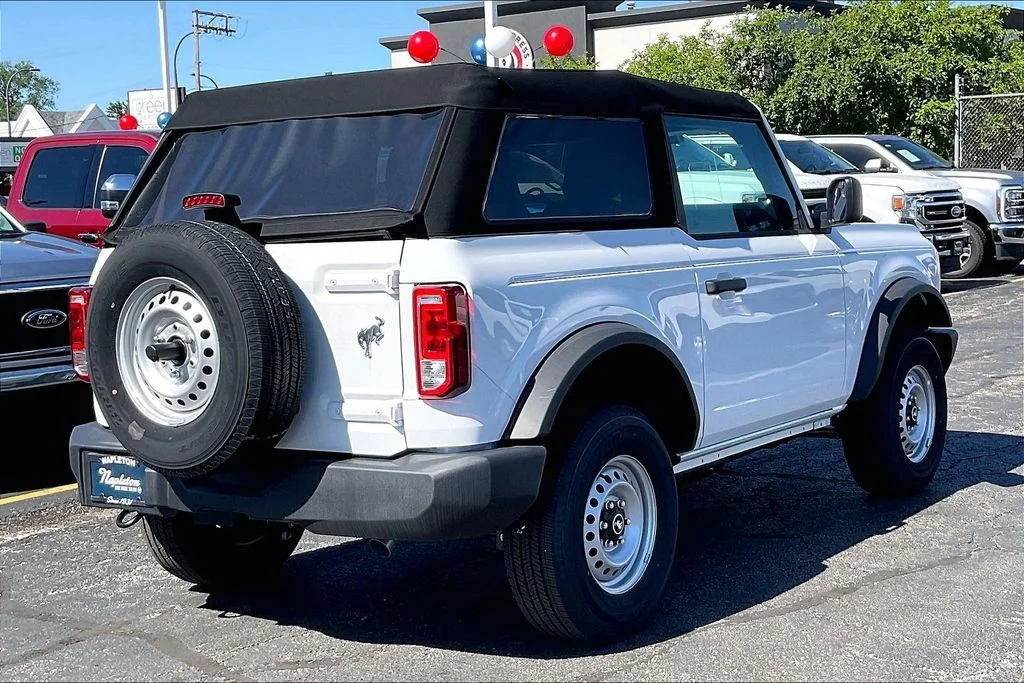 2025 Ford Bronco 2-Door Base - Photo 12