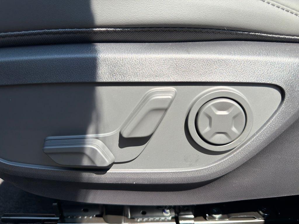 New 2027 Interstellar Gray Kia X-Line S image 15