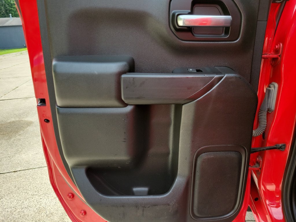 Used 2019 Red Chevrolet Custom Trail Boss image 11