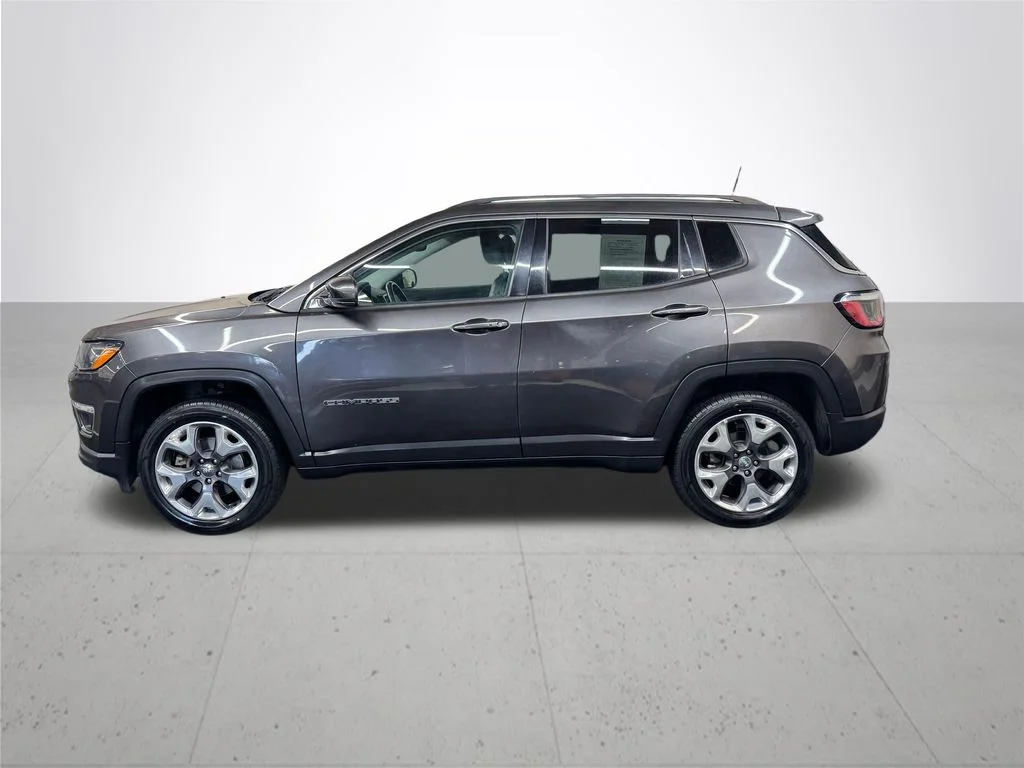 Used 2021 Gray Jeep Limited image 3