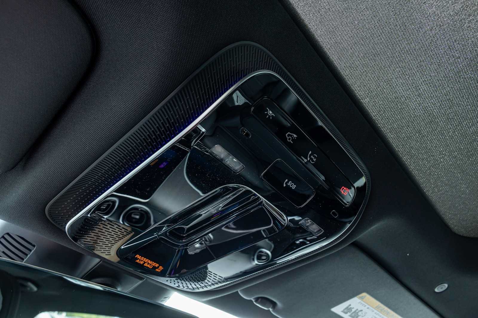 2025 Mercedes-Benz C-Class Sedan C 300 - Photo 45