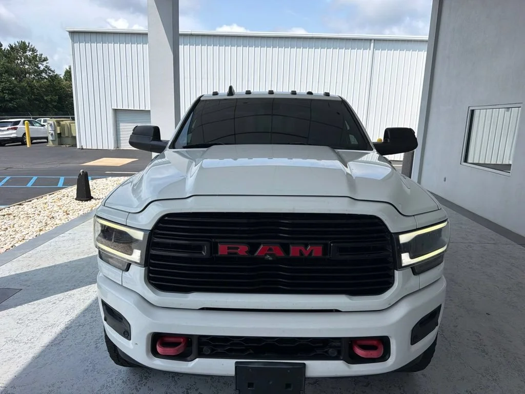 Used 2020 Bright White Clea Ram Laramie image 2