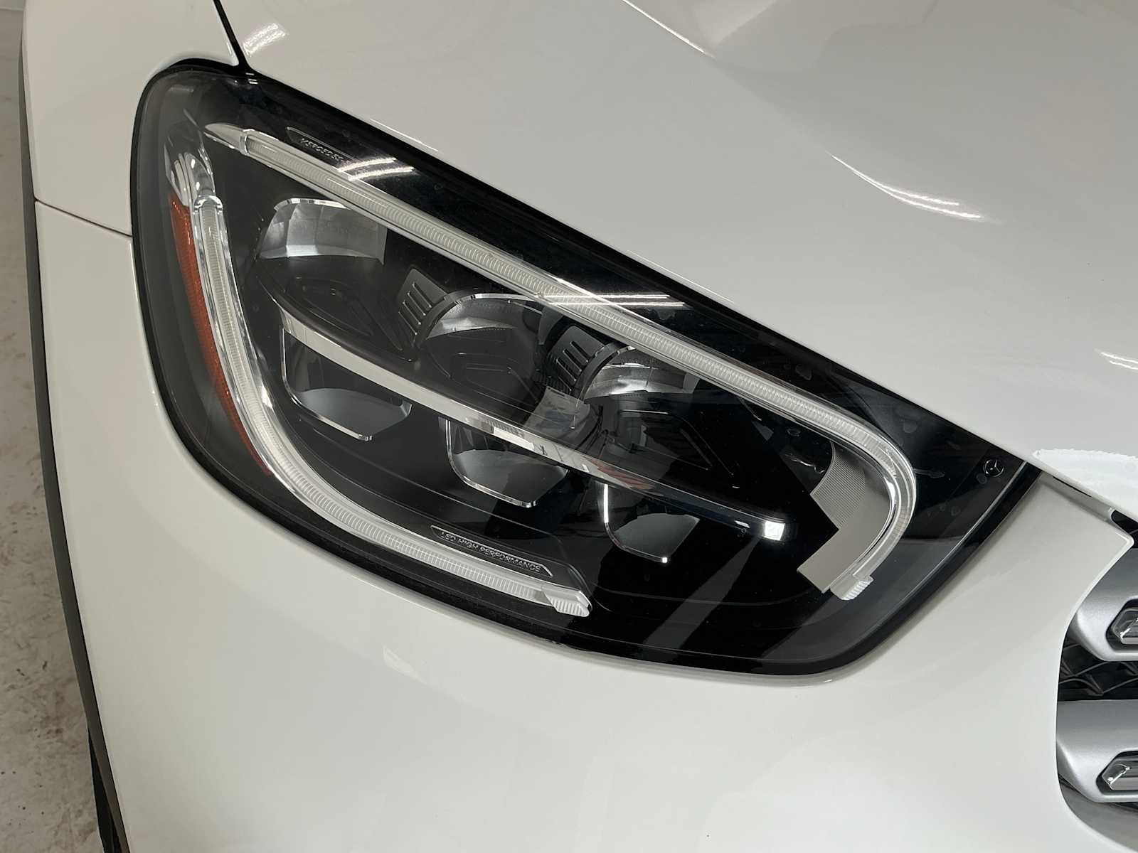 Certified Used 2020 Polar White Mercedes-Benz GLC 300 image 4