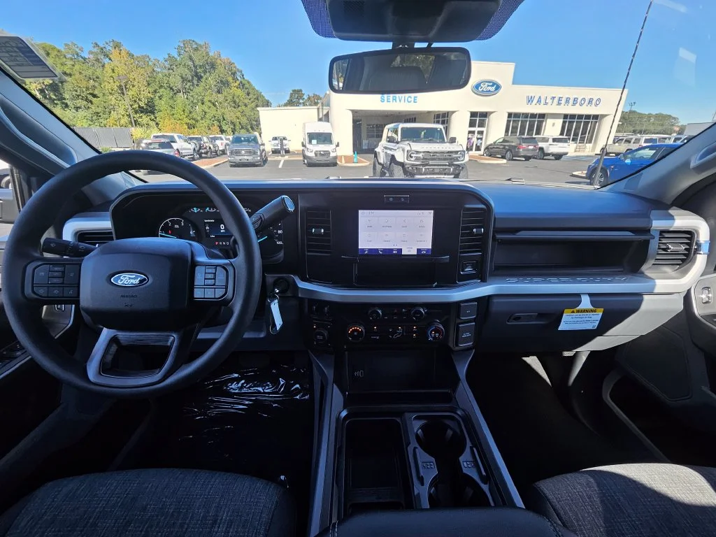 New 2027 Carbonized Gray Metallic Ford F-350® XLT image 6