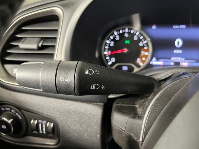 Used 2020 Gray Jeep Limited image 22
