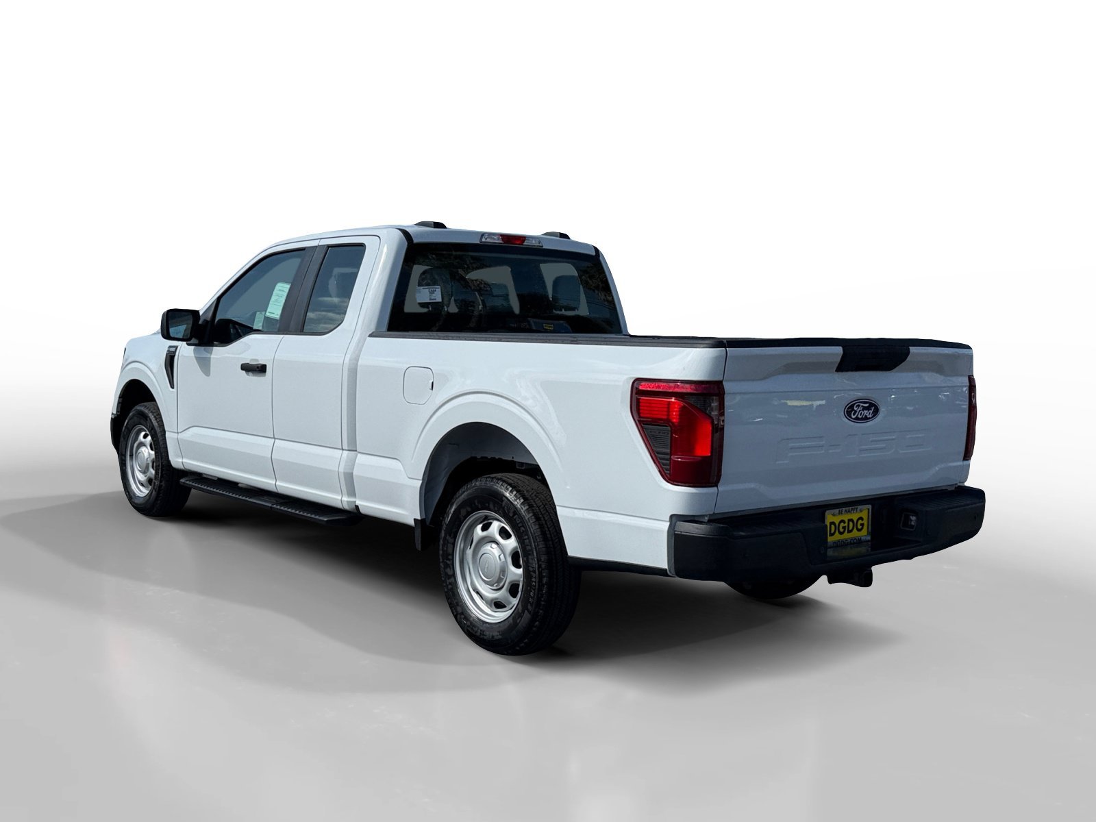 New 2026 Oxford White Ford XL image 3