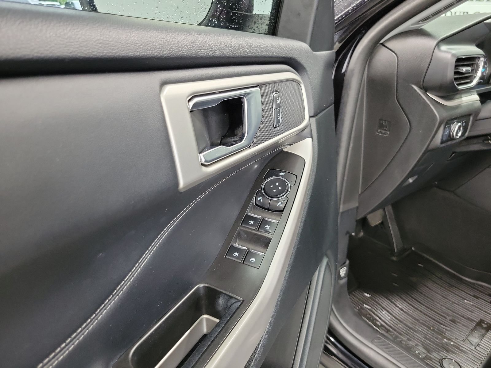 Certified Used 2024 Black Ford XLT image 9