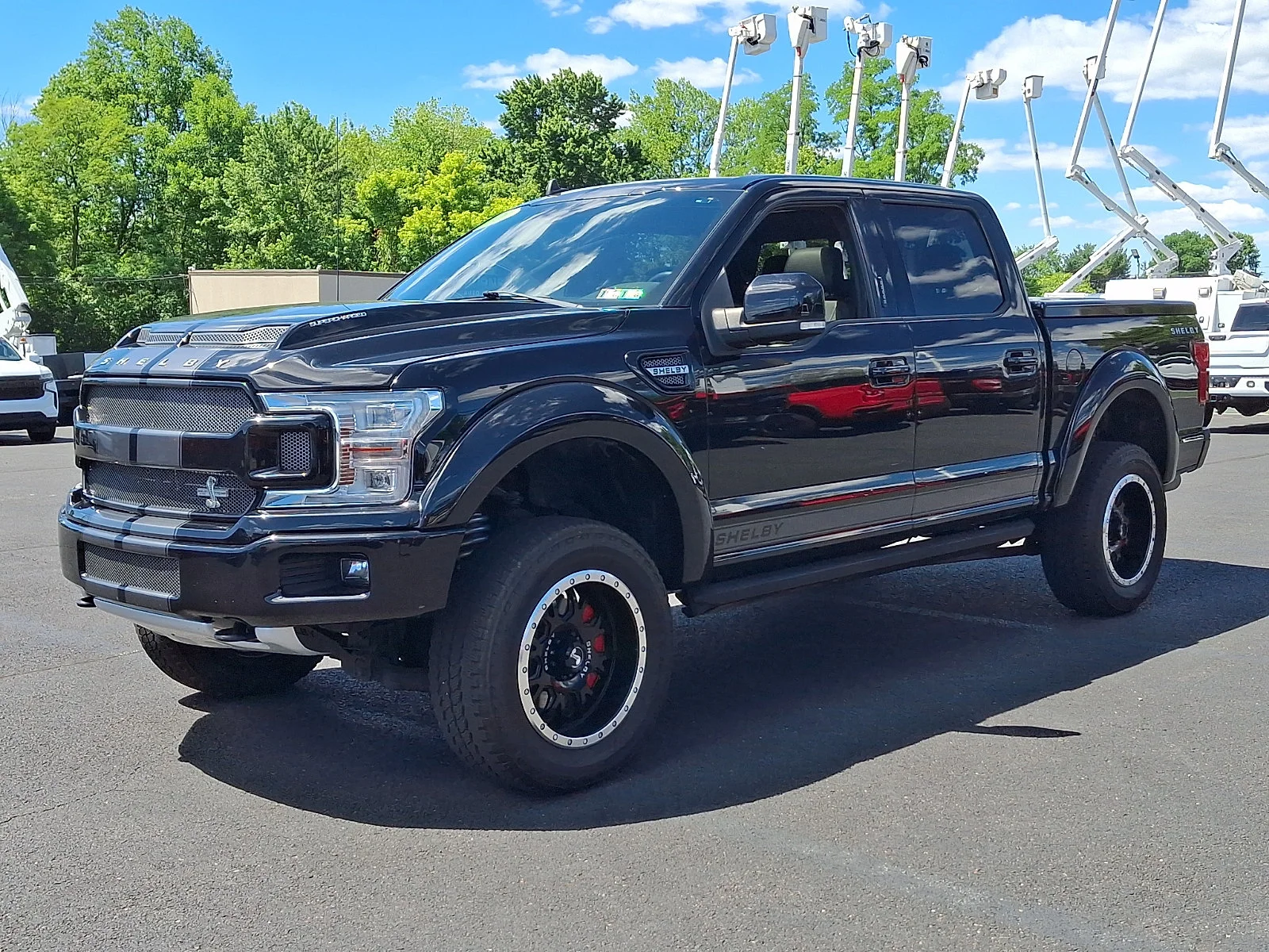 Used 2020 Agate Black Metallic Ford LARIAT image 5