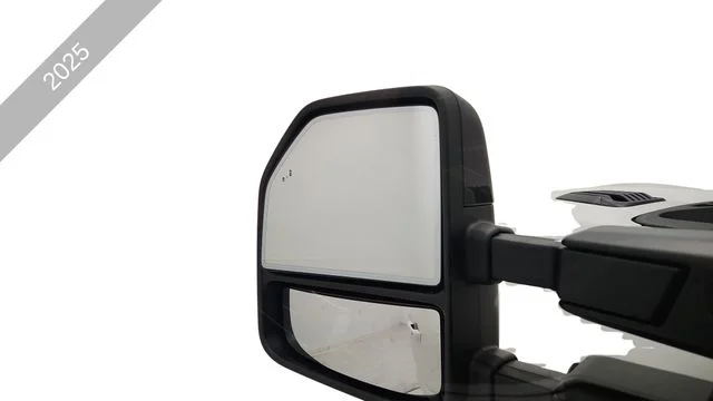 New 2025 Star White Metallic Tri-Coat Ford Platinum® image 12