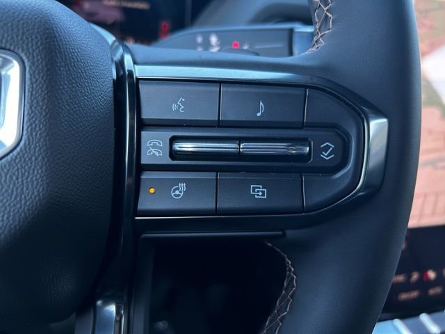 2025 GMC Yukon XL AT4 - Photo 25