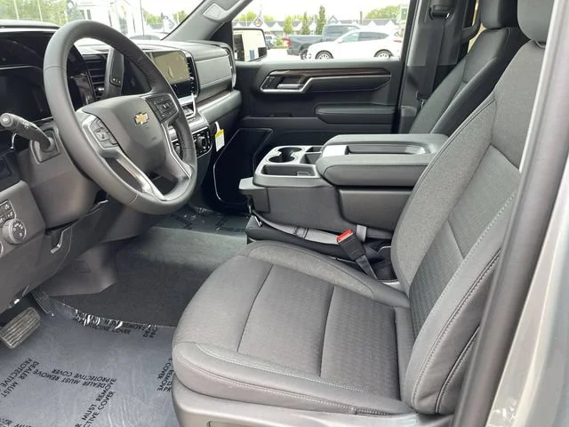 2026 Chevrolet Silverado 1500 LT - Photo 11