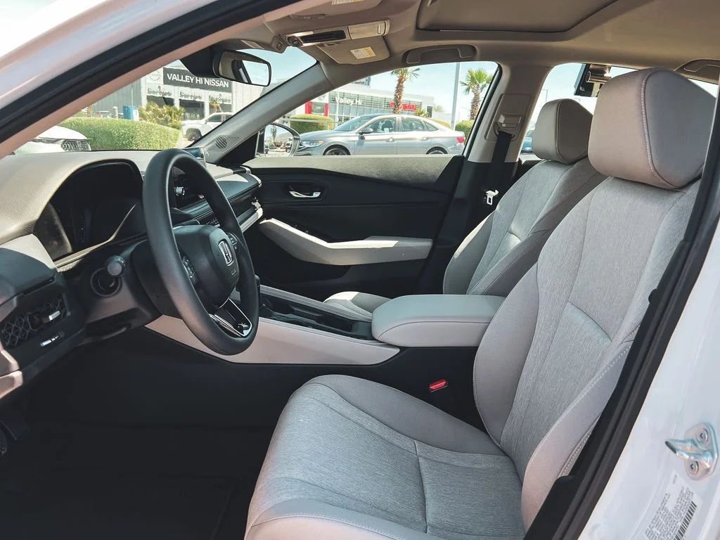 New 2026 Platinum White Pearl Honda SE image 20