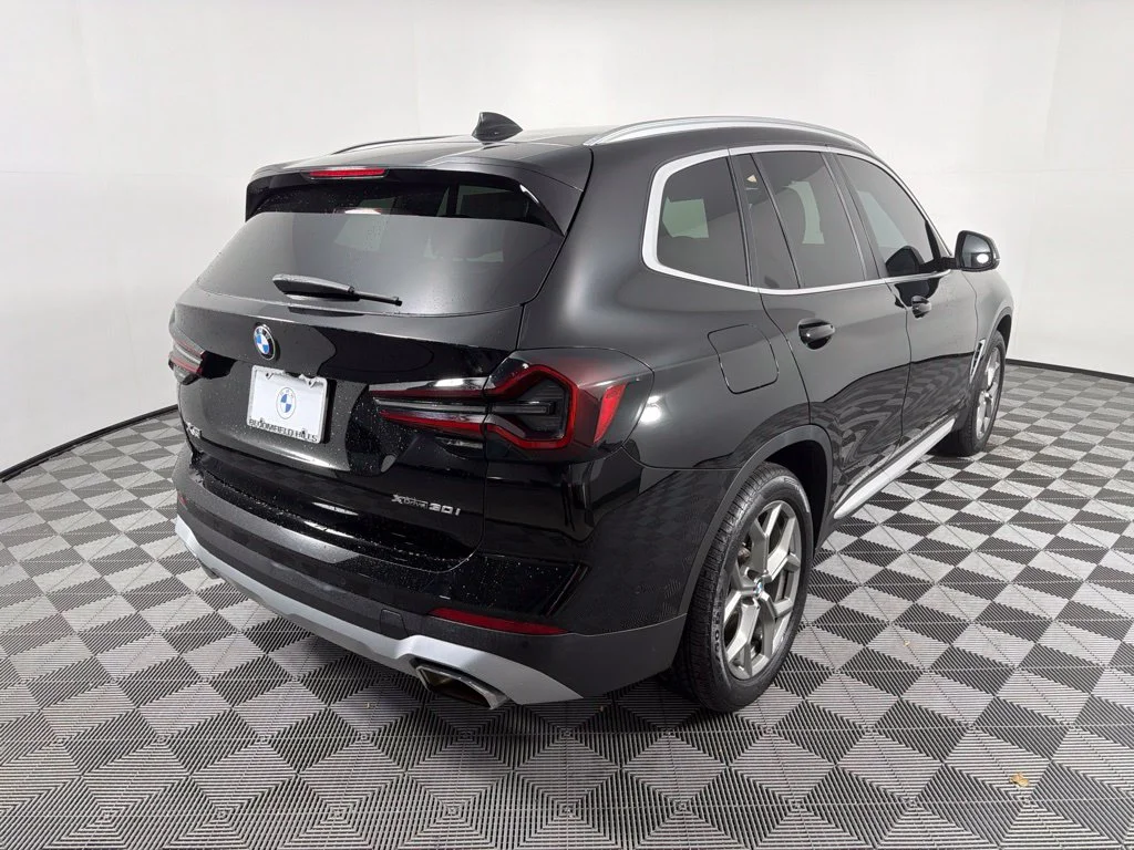 Certified Used 2024 Jet Black BMW xDrive30i image 5