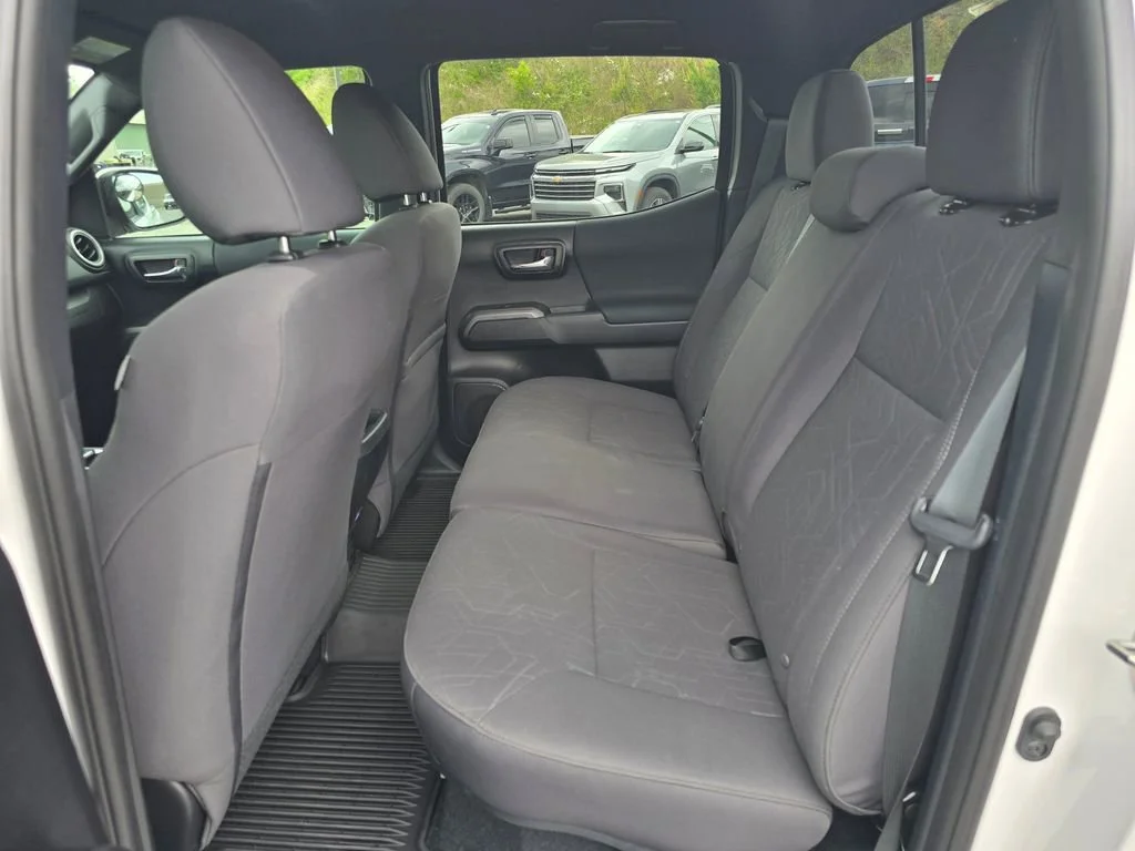 2019 Toyota Tacoma TRD Sport - Photo 10