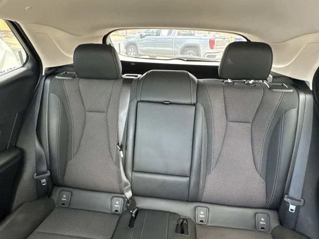 Used 2022 Red Buick Preferred image 46