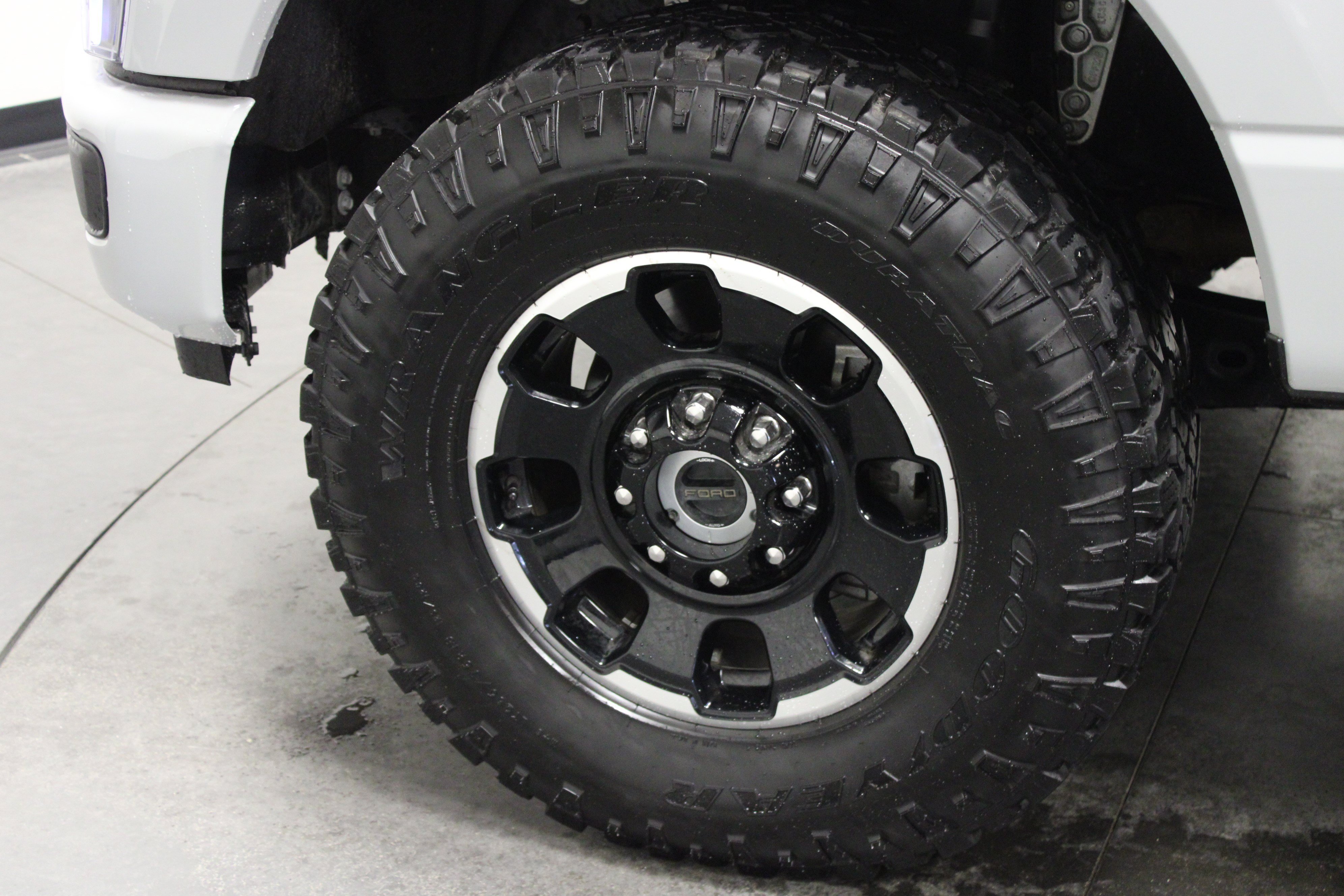 2025 Ford F-250 Super Duty XLT - Photo 10