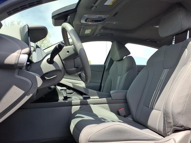 2024 Hyundai Elantra SEL - Photo 19