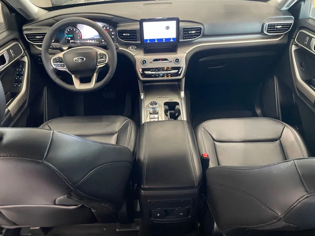 Used 2023 Blue Ford XLT image 11