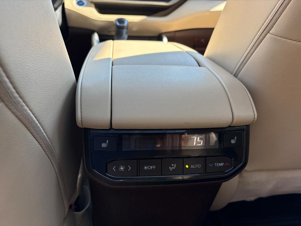 2020 Toyota Highlander Platinum - Photo 20
