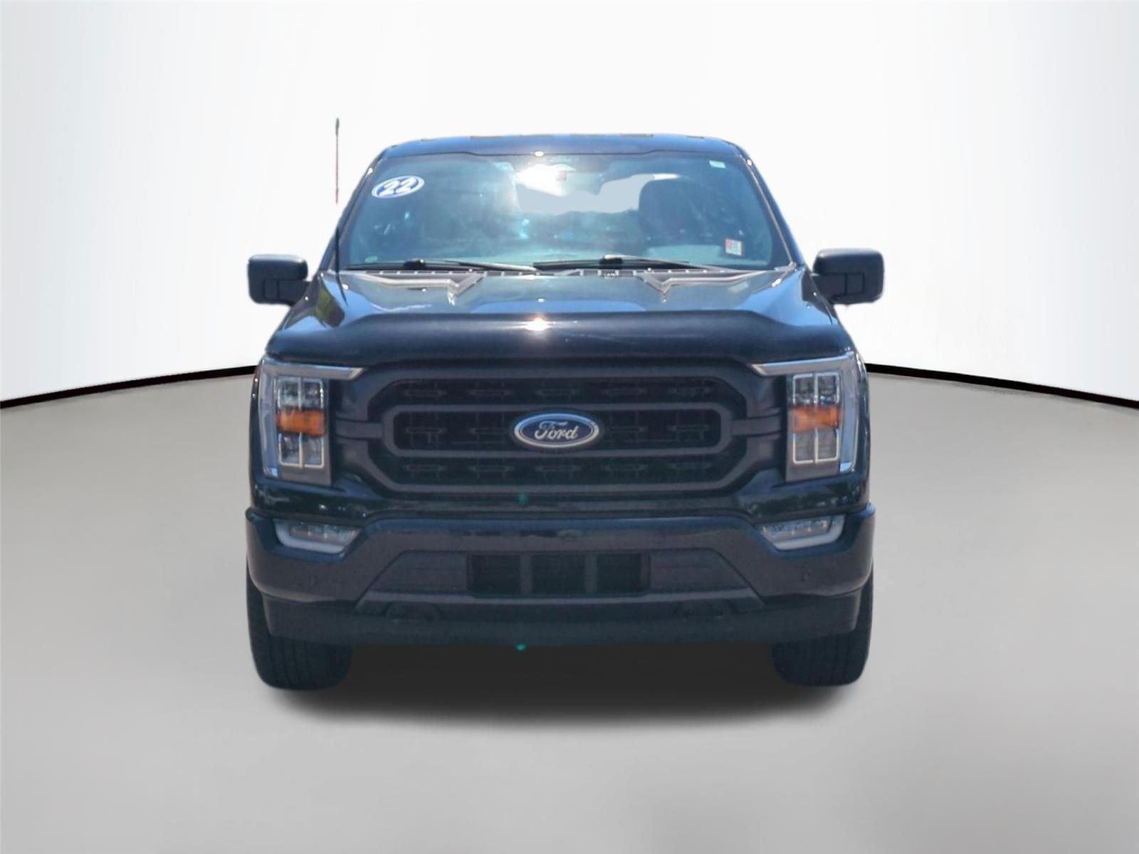 Used 2022 Agate Black Metallic Ford XLT image 8
