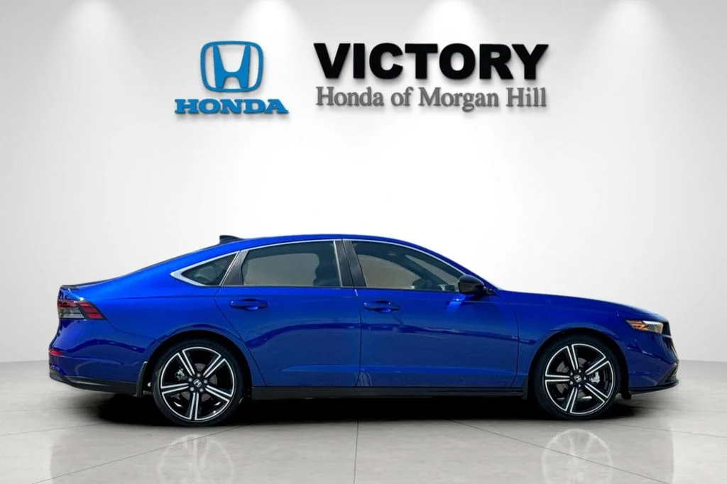 New 2025 Still Night Pearl Honda Sport image 3