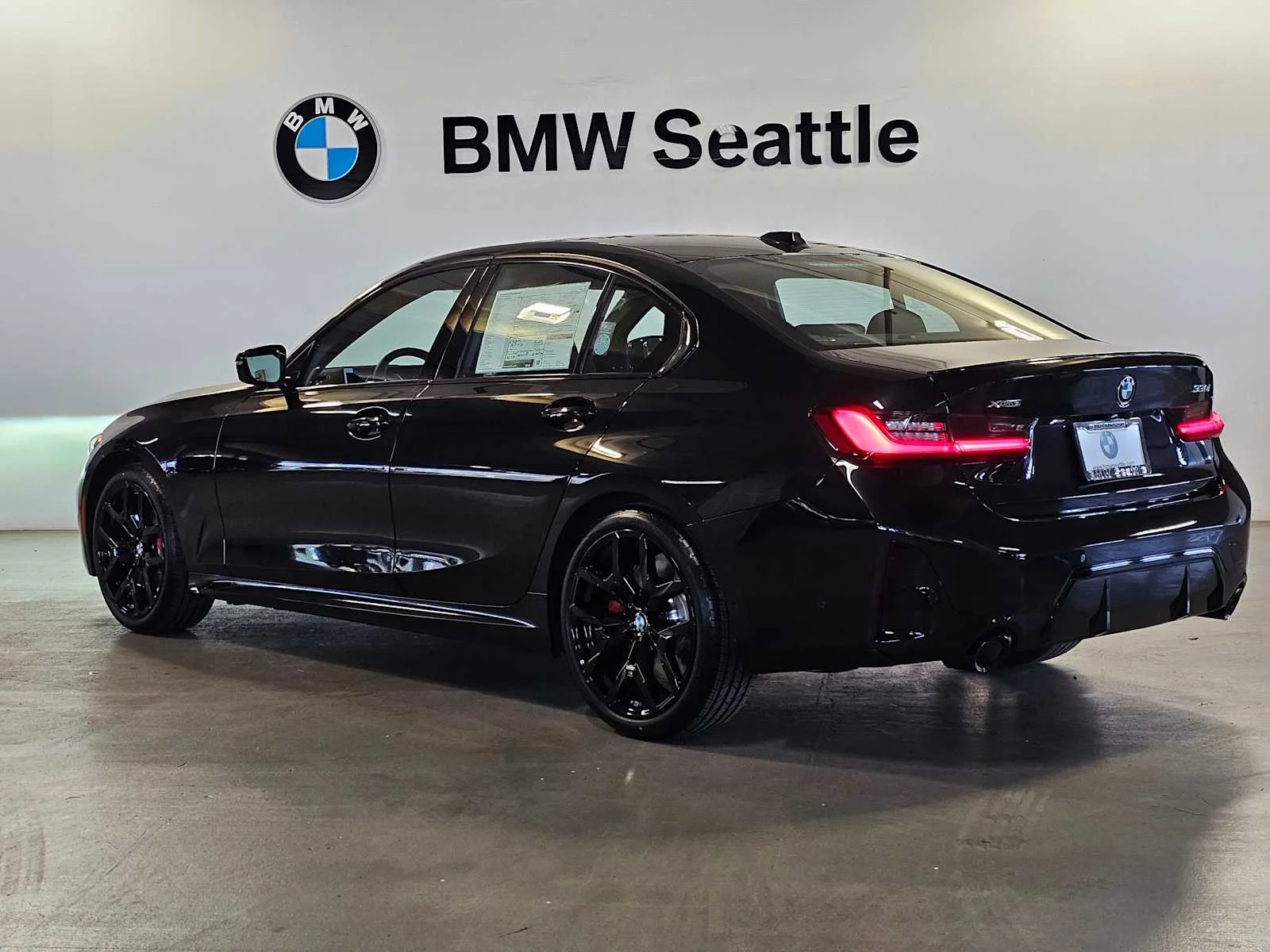 New 2026 Black Sapphire Metallic BMW 330i xDrive image 4