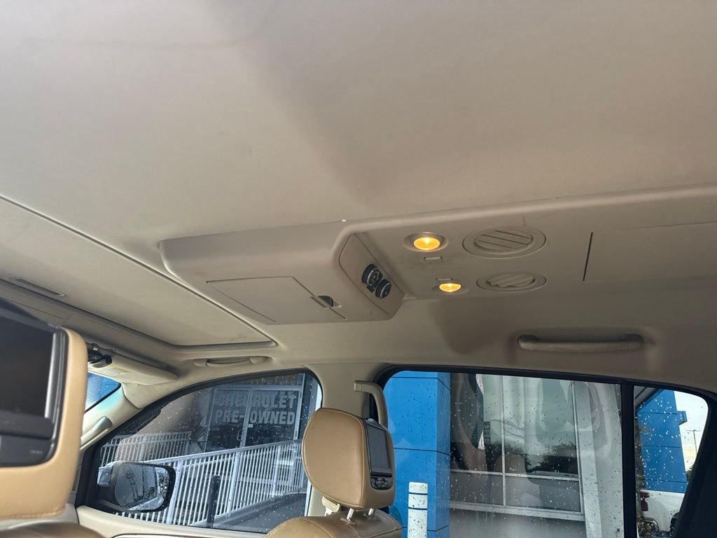 Used 2013 White Nissan Platinum image 9