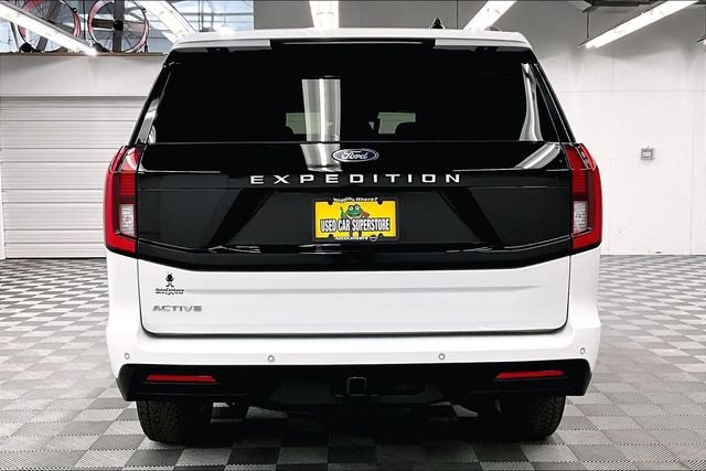 Used 2025 Oxford White Ford Active image 5