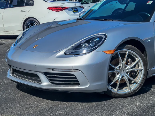 2017 Porsche 718 Cayman Base