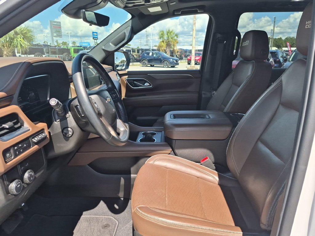 Used 2023 Beige Chevrolet High Country image 18