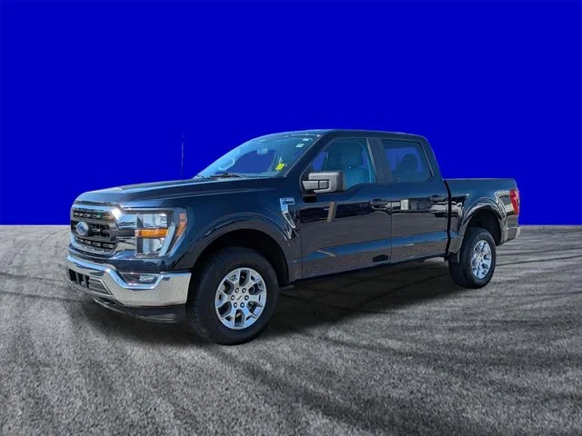 Certified Used 2023 Blue Metallic Ford XLT image 8