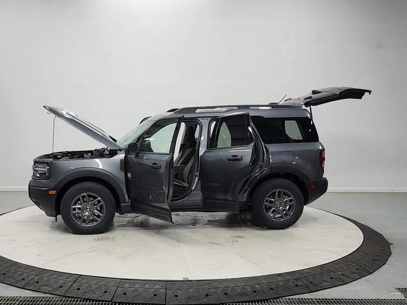 New 2026 Carbonized Gray Metallic Ford Big Bend® image 12