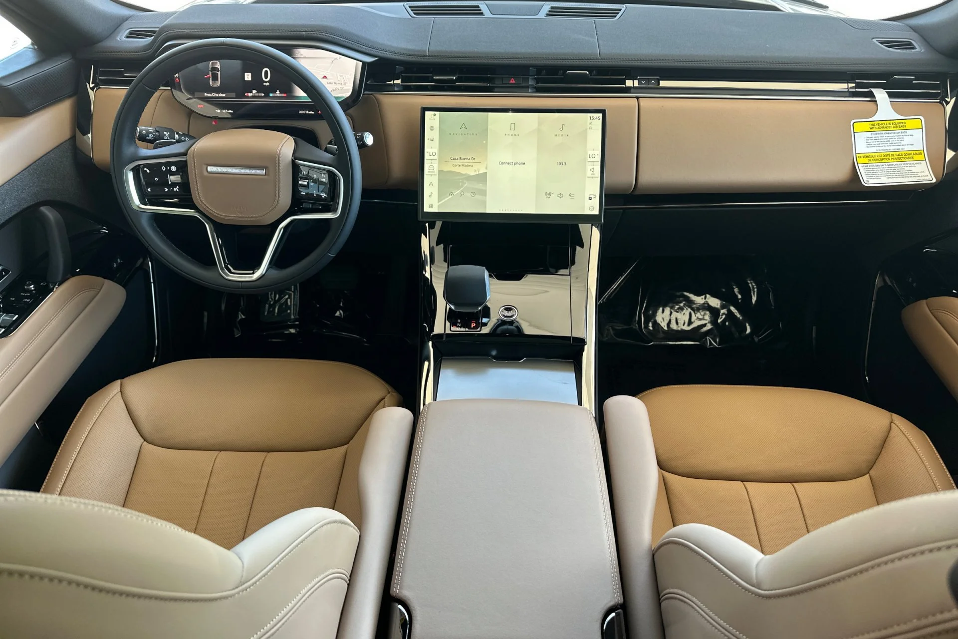 New 2026 Borasco Grey Land Rover SE image 3