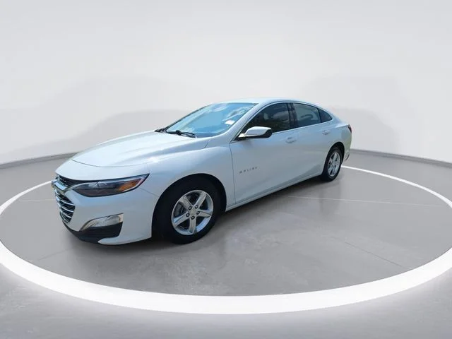Used 2024 White Chevrolet LS image 4