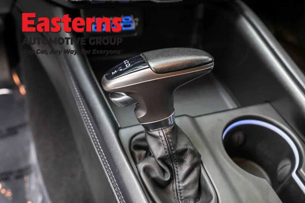 Used 2023 Gray Dodge SXT image 13