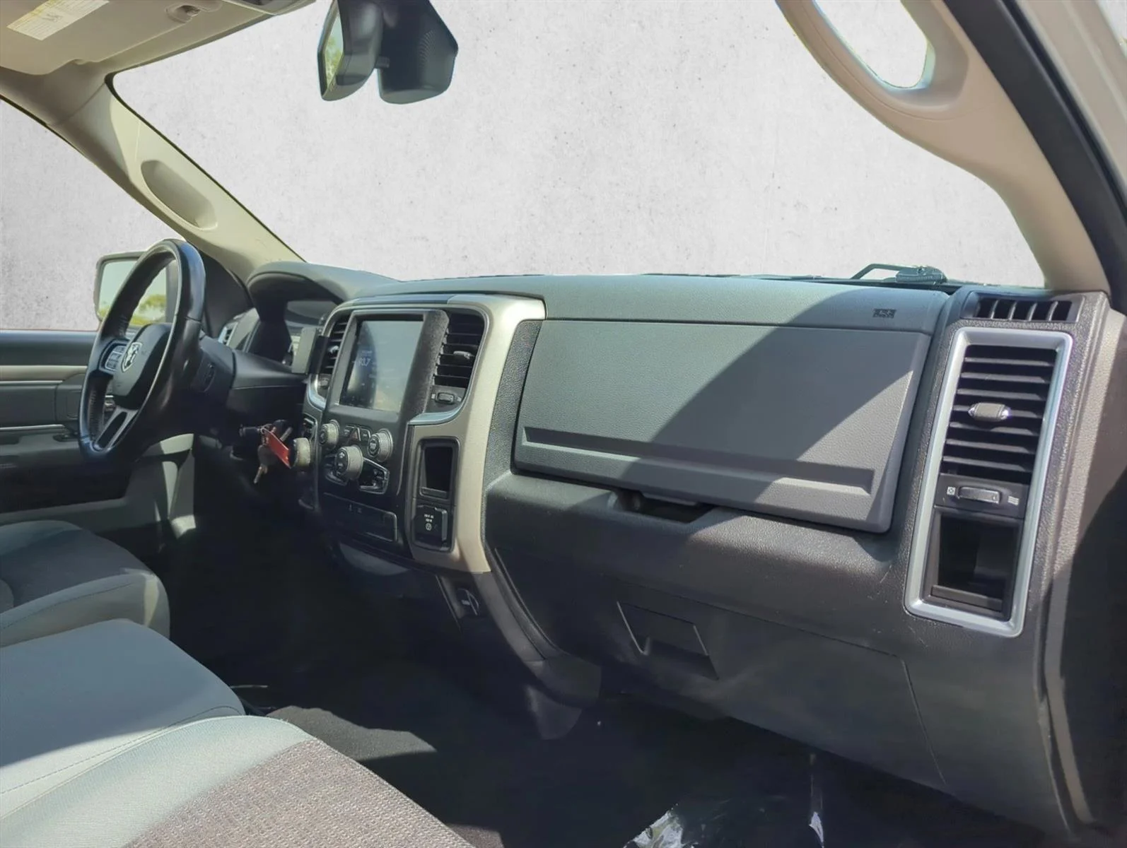 Used 2019 Bright Silver Metallic Clearcoat Ram SLT image 27