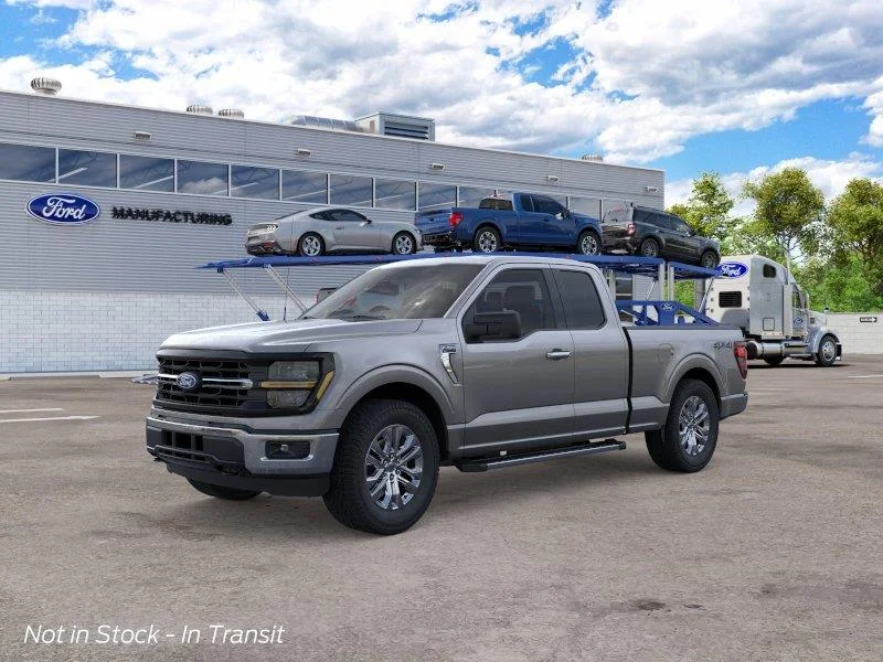New 2026 Carbonized Gray Metallic Ford XLT image 2