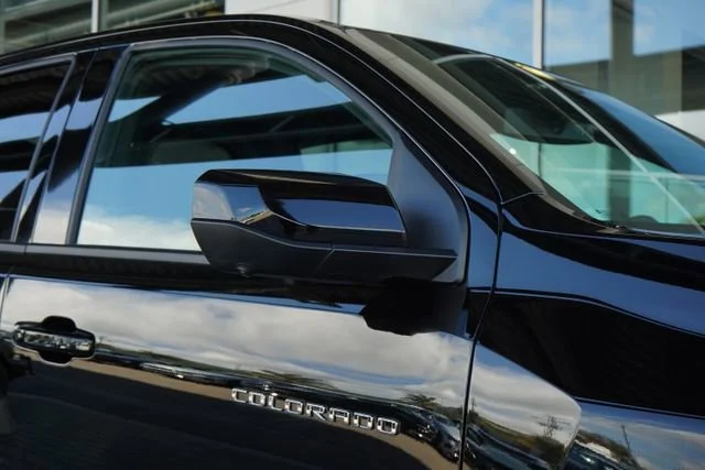 2026 Chevrolet Colorado ZR2 - Photo 11