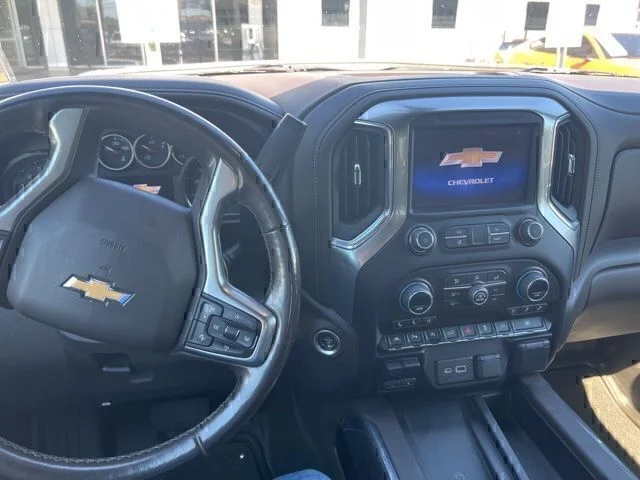 Used 2022 White Chevrolet LTZ image 13