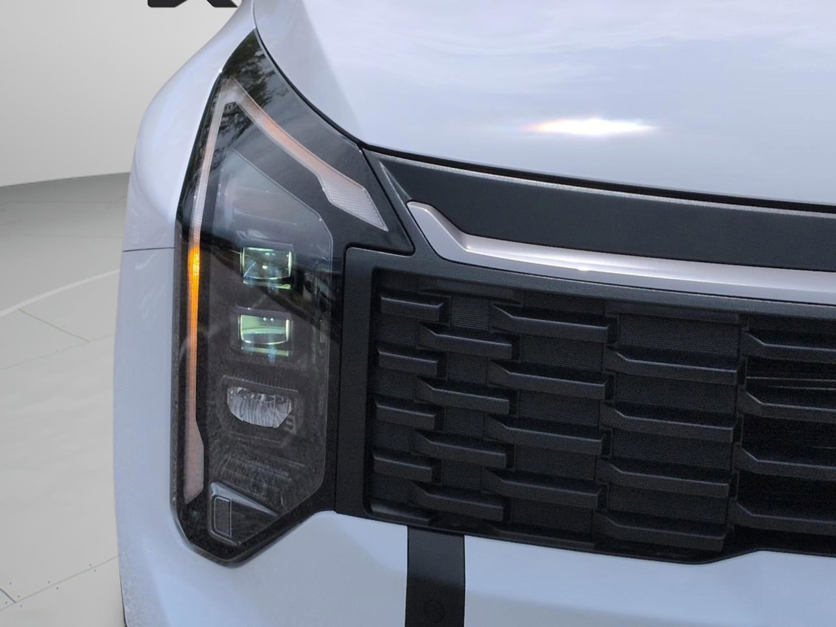New 2026 Glacial White Kia LX image 12